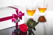結婚祝いのプレゼントを贈る際のマナーやルールは？おすすめのギフトの選び方 　rayes レイエス　ダブルウォールグラス